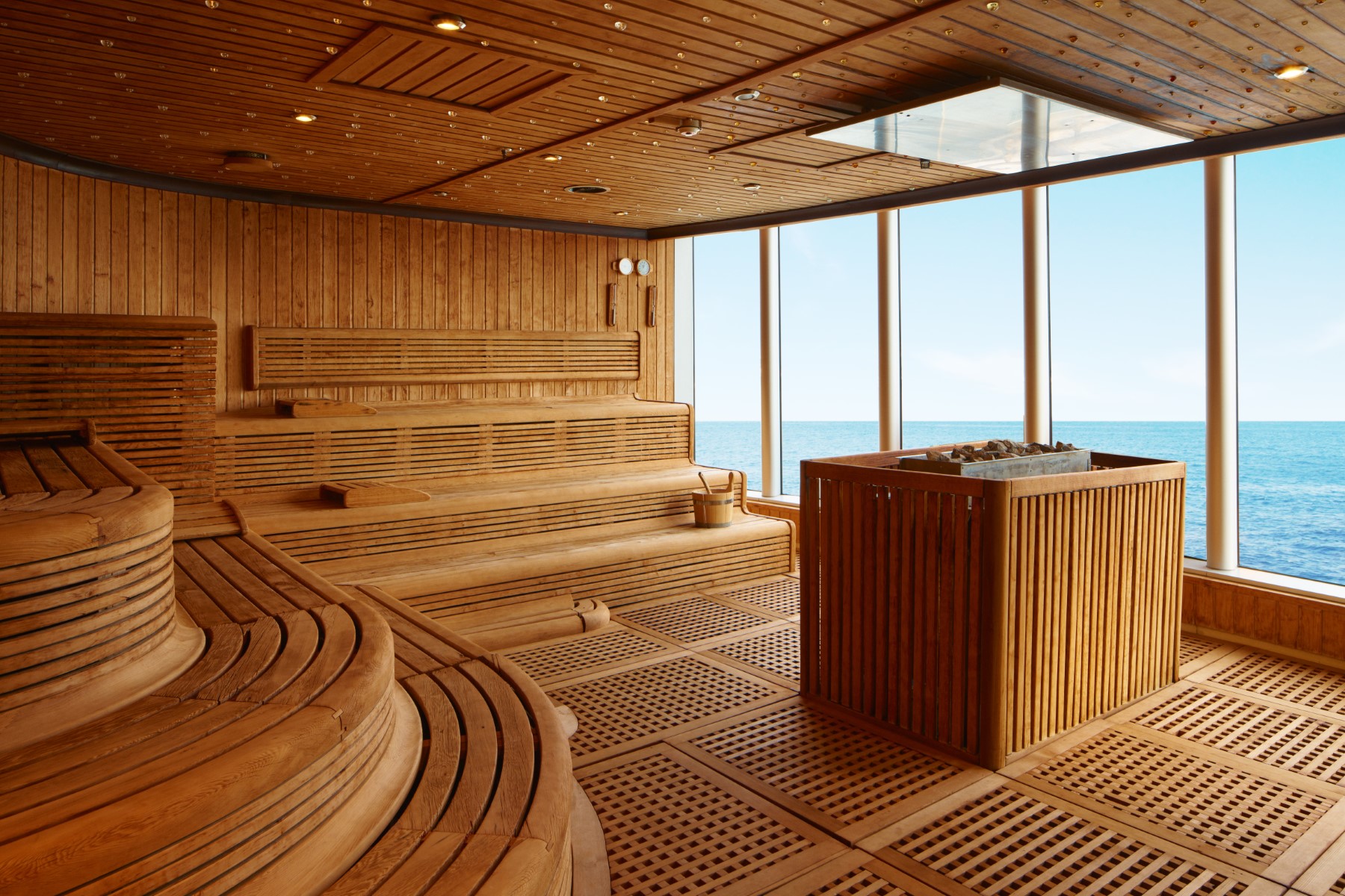 MyCruise Costa-Cruises Deliziosa Offentlige-arealer Pool-spa4